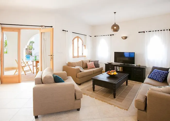 Red C Villa